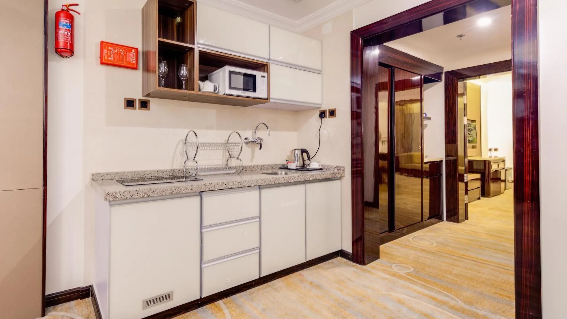 ***  Al Ertiqaa Hotel Jeddah Saudi Arabia